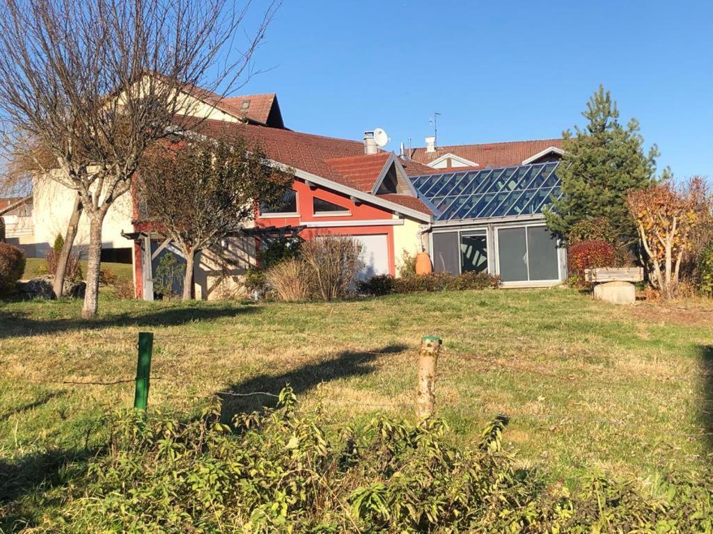 Villa Padivier Saint-Point-Lac エクステリア 写真